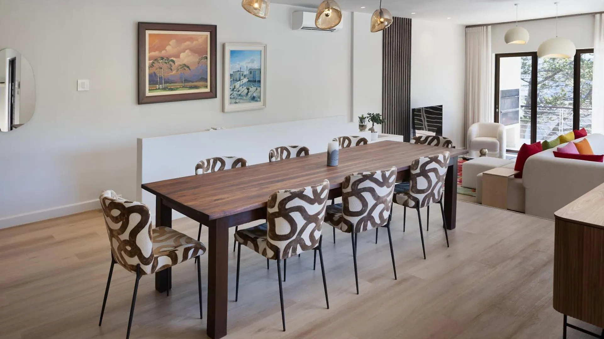 Luxurious 1 Bedroom In Camps Bay Villa With A Pool Cape Town Guest house